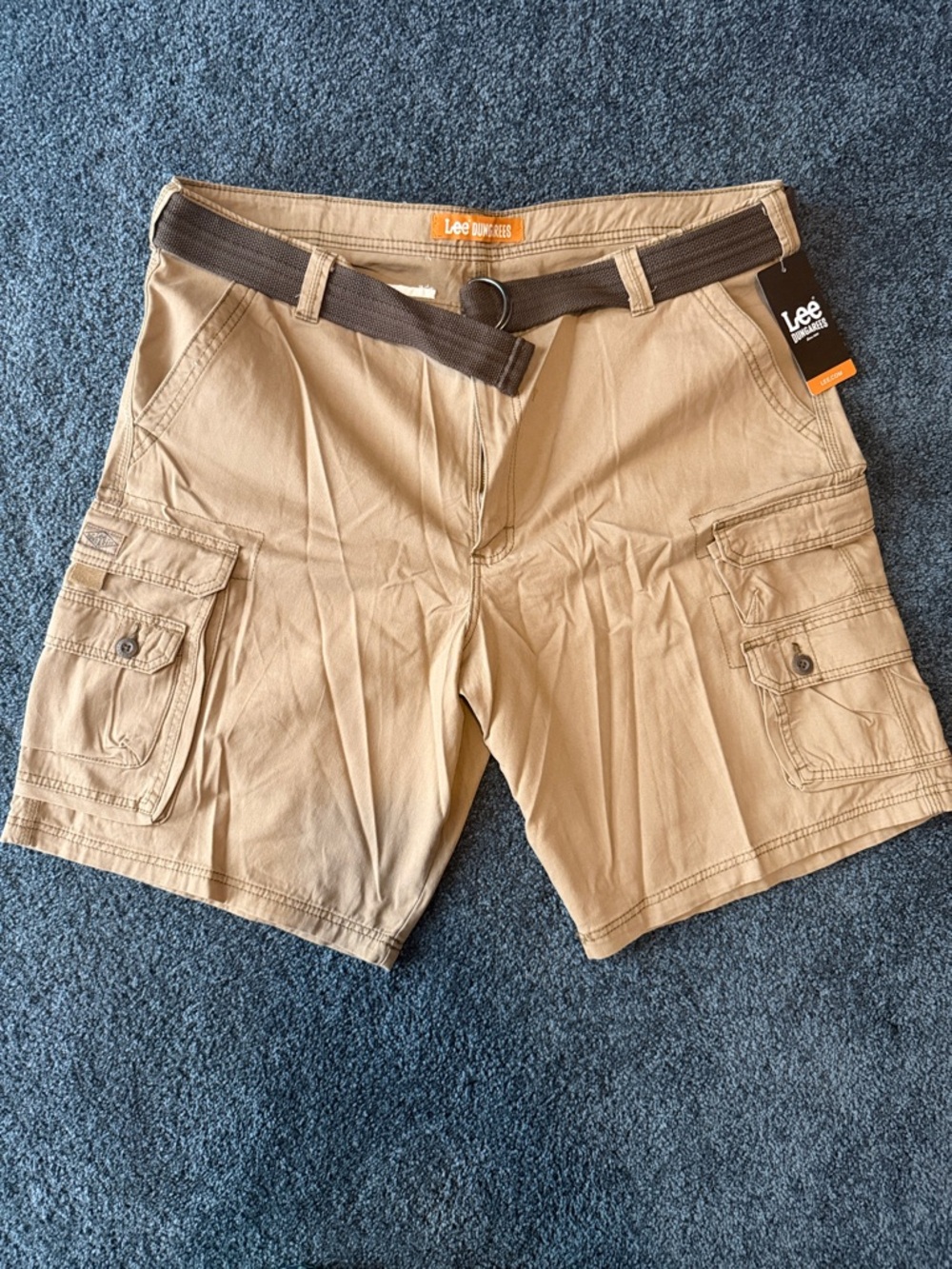 Lee Men's Tan Cargo Shorts with Brown Web Belt